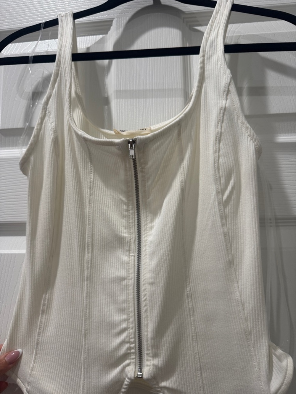 White Ribbed Zip-Front Camisole Tank - Picture 3 of 5